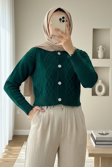 Emerald Green Cable Knit Cardigan with Stone Buttons and Frayed Hem - Podyumplus - by Peralane