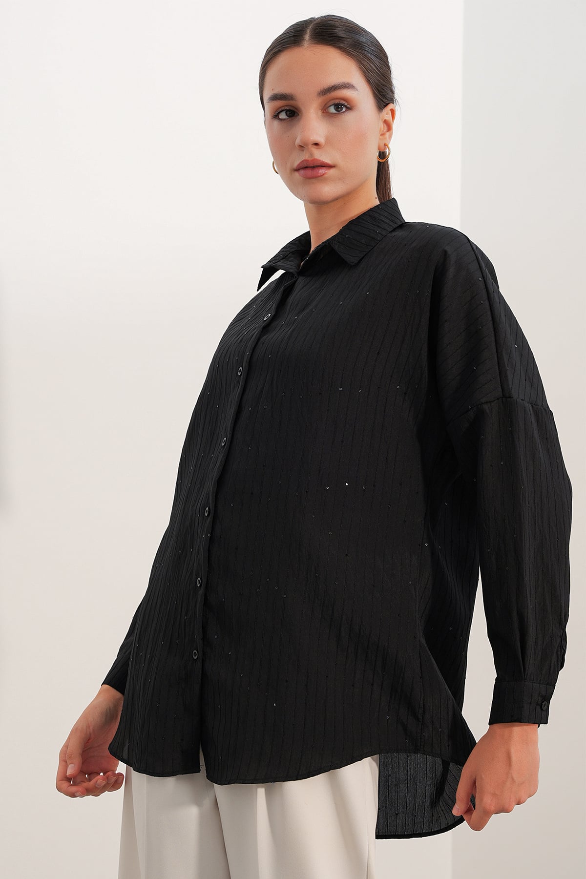 Women's Black Sequined Striped Oversize Blouse - Bigdart - by Peralane