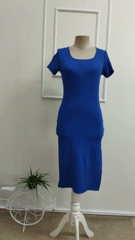 Women's Short-Sleeved Round Neck Slit Midi Ribbed Dress - Janes - by Peralane - photo 5