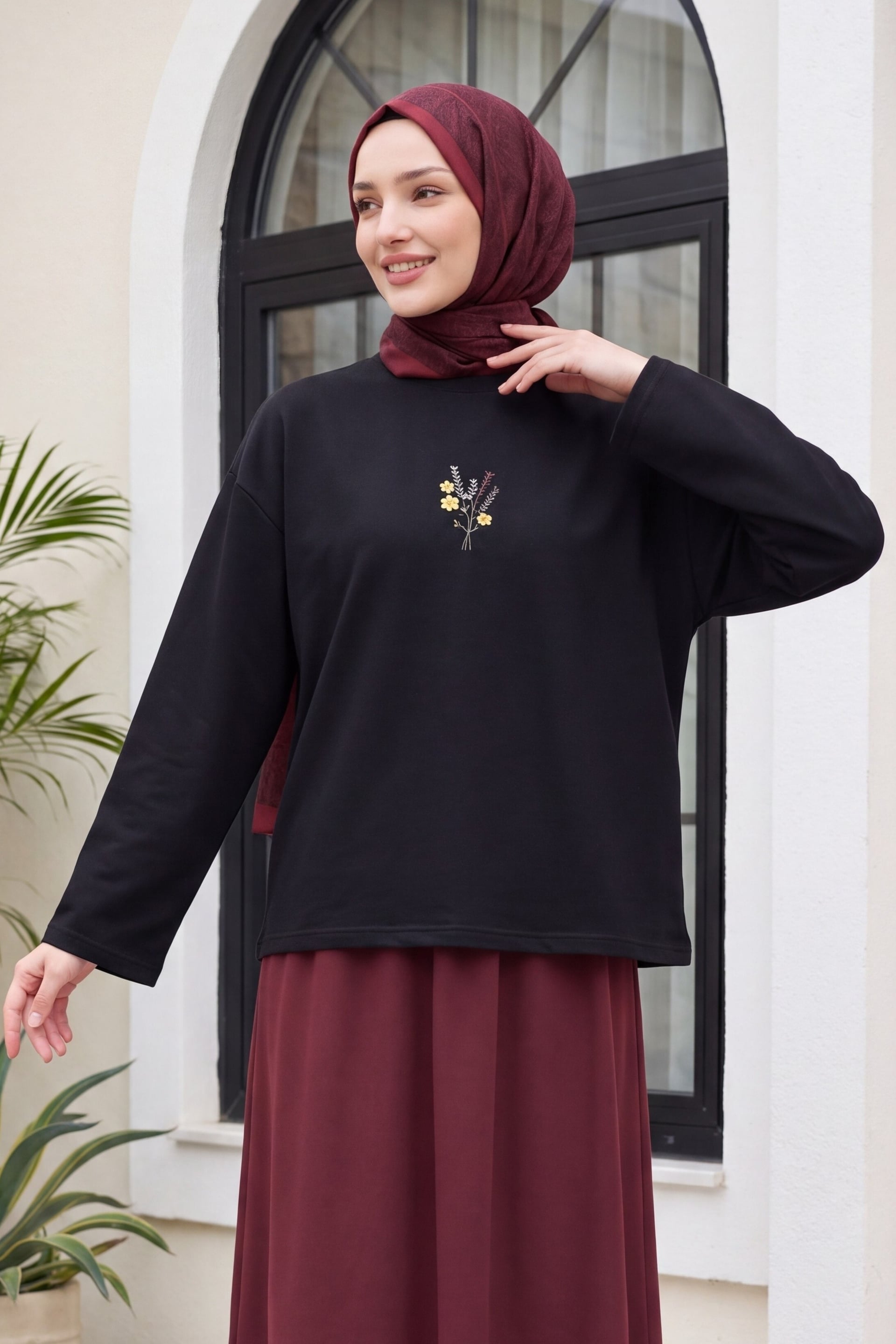 Black Oversized Crew Neck Blouse with Floral Embroidery - Podyumplus - by Peralane