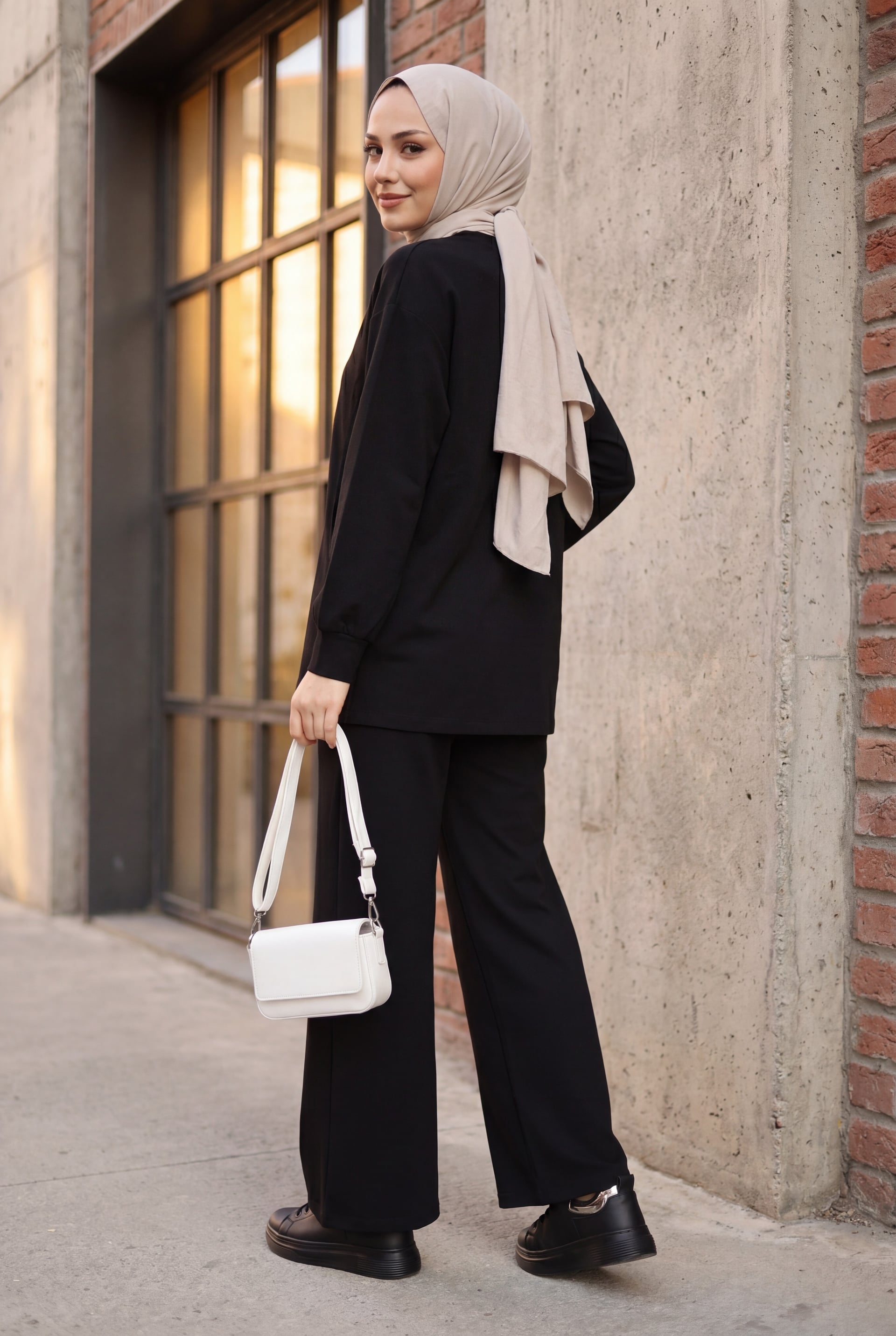 Scoop Neck Oversize Two-Piece Set with Pocket Trousers - Black - Podyumplus - by Peralane - photo 6