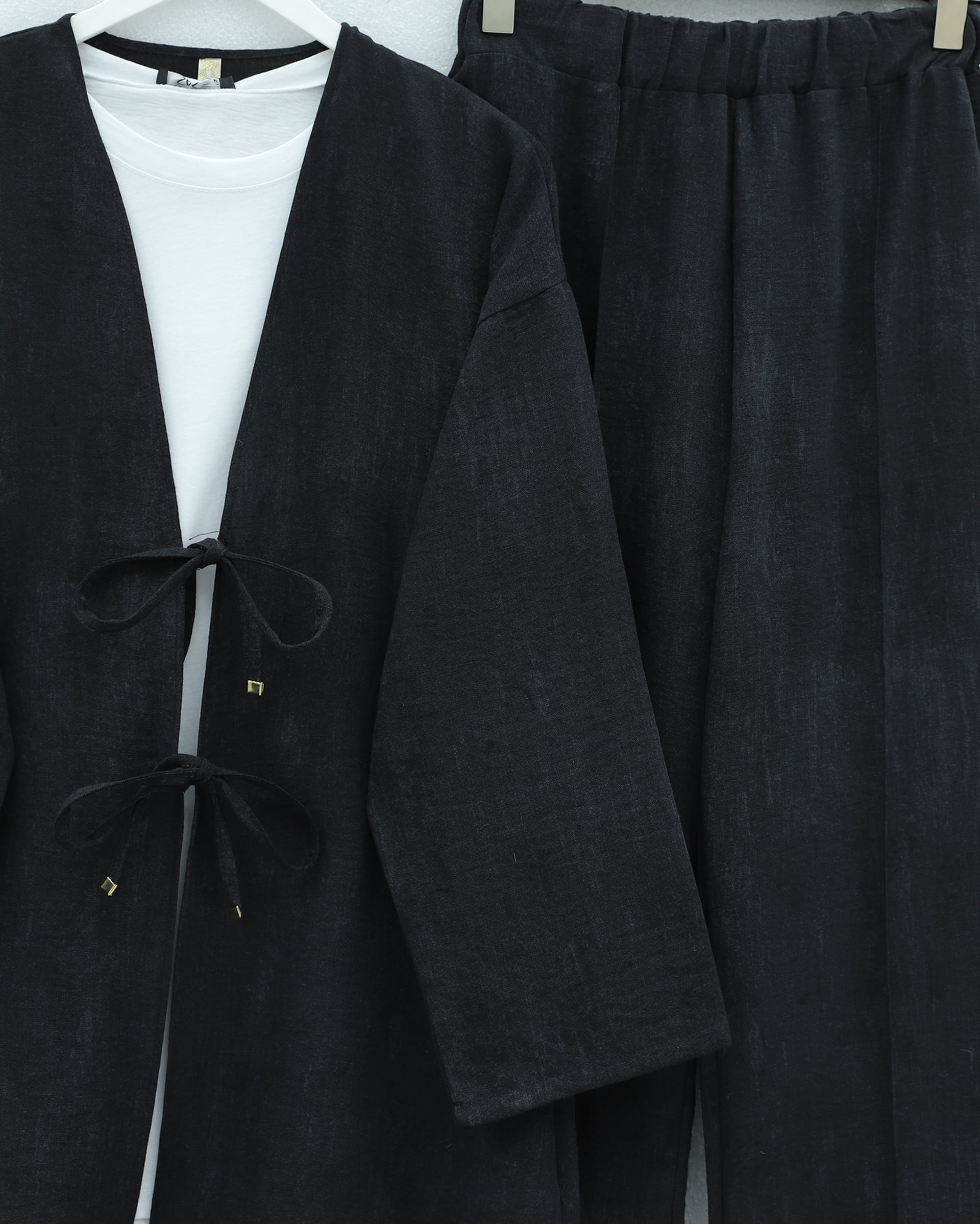 Tie-Front Kimono Set with Wide-Leg Trousers - Black - Podyumplus - by Peralane - photo 4