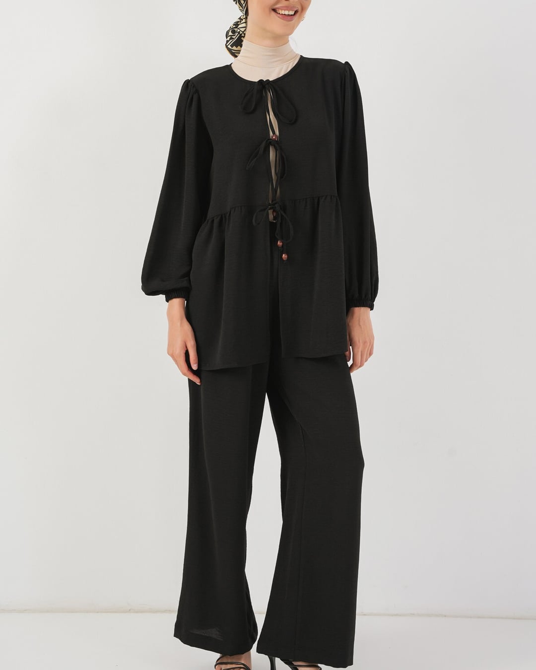 Women's Front Lace-up Tunic and Wide-Leg Trousers Co-ord Set in Black - Bigdart - by Peralane - photo 3