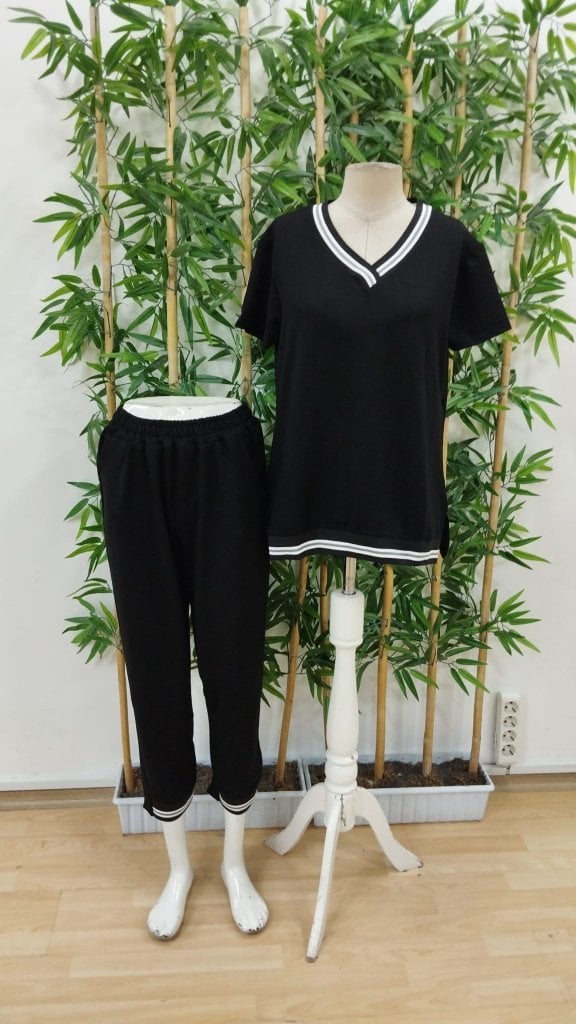 Women's Short-Sleeve V-Neck Two-Piece Loungewear Set with Trousers - Janes - by Peralane - photo 7