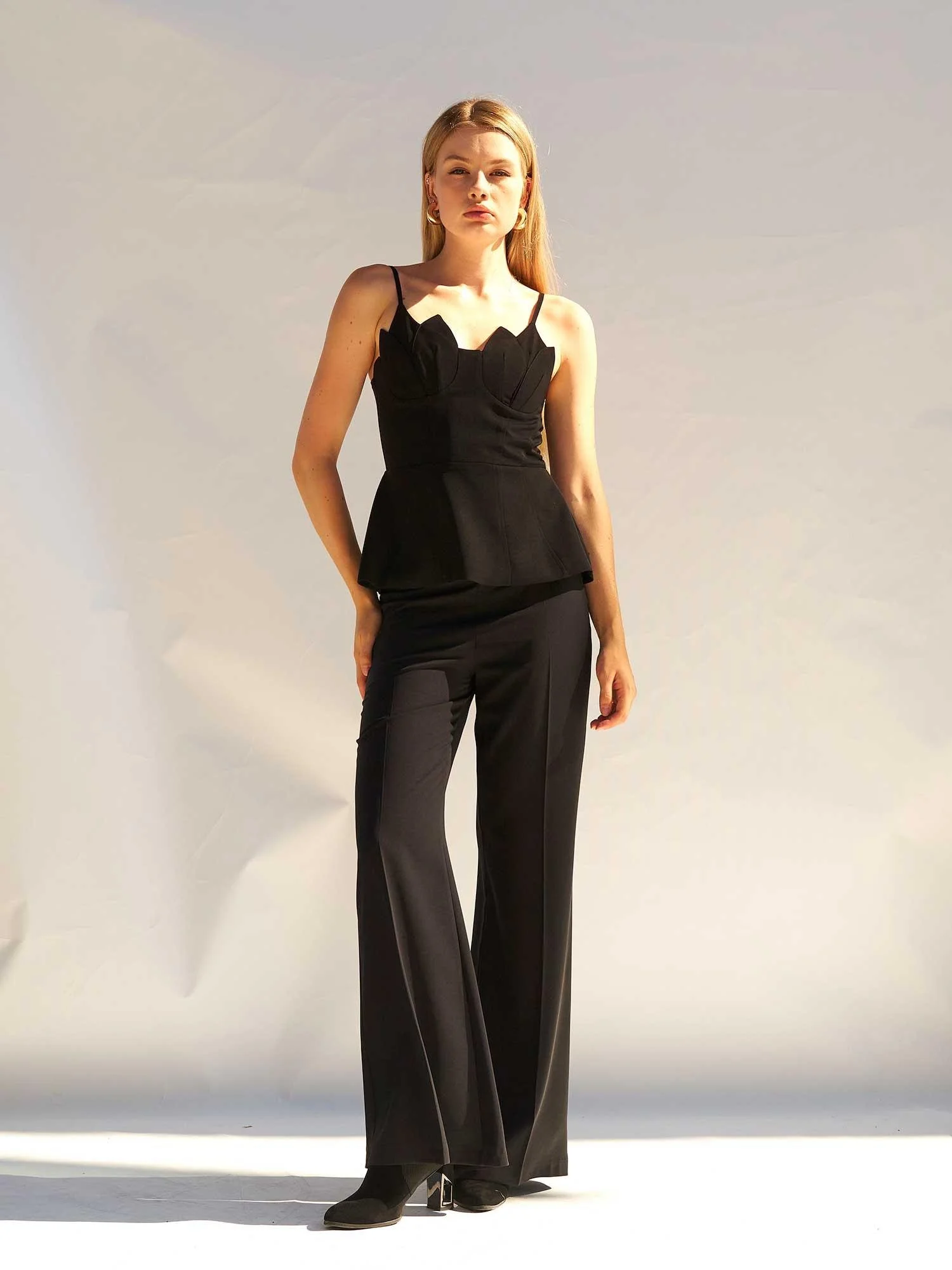 Black Peplum Top and Wide-Leg Trousers Two-Piece Set - Lefon - by Peralane - photo 2