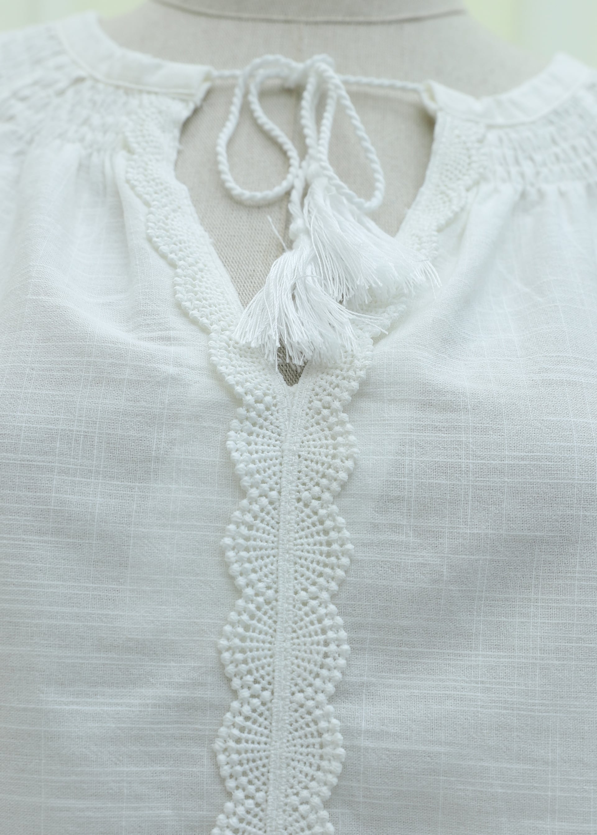 White Lace Embroidered Linen Look Blouse with Tie Details - Podyumplus - by Peralane - photo 5