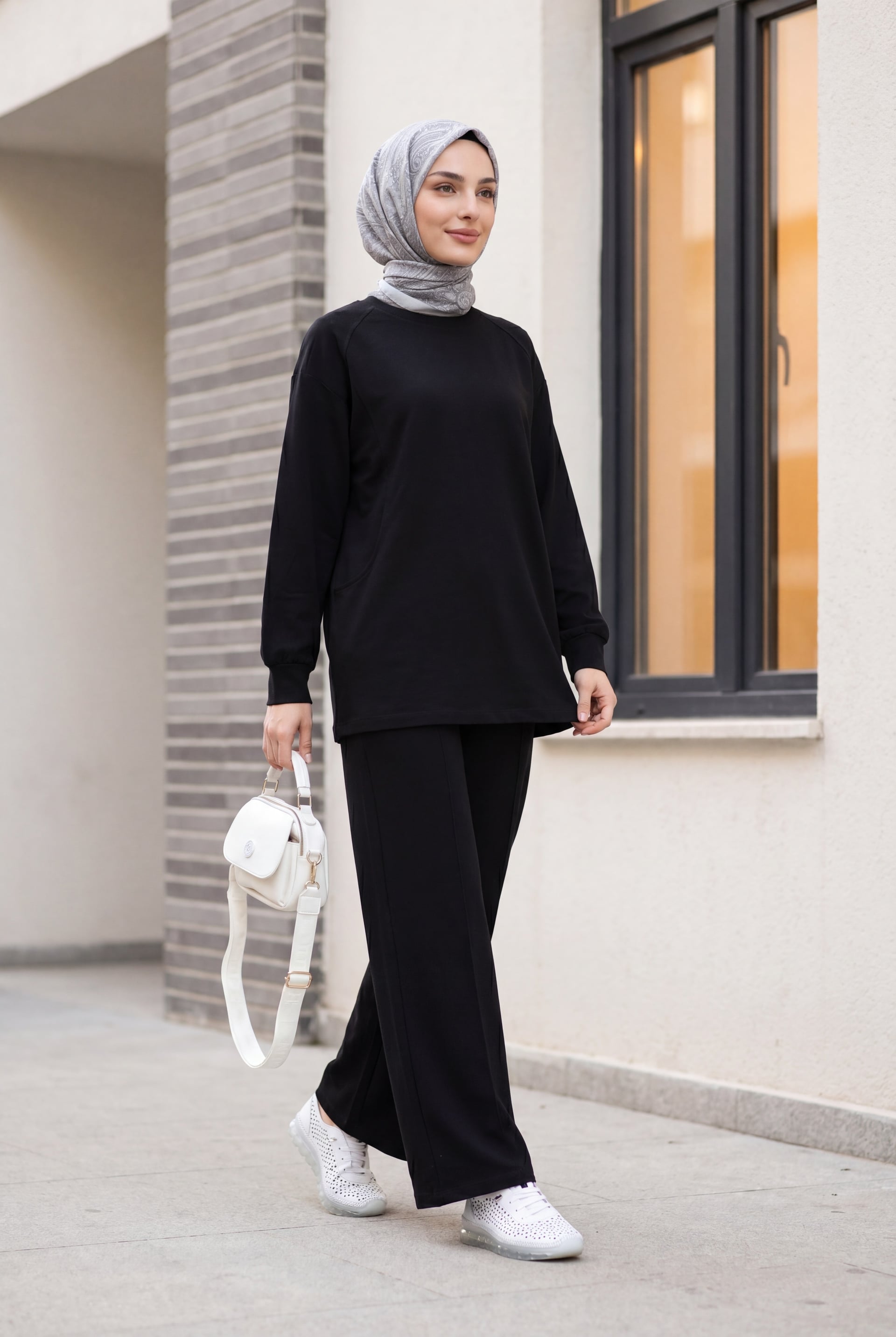 Scoop Neck Oversize Two-Piece Set with Pocket Trousers - Black - Podyumplus - by Peralane - photo 5