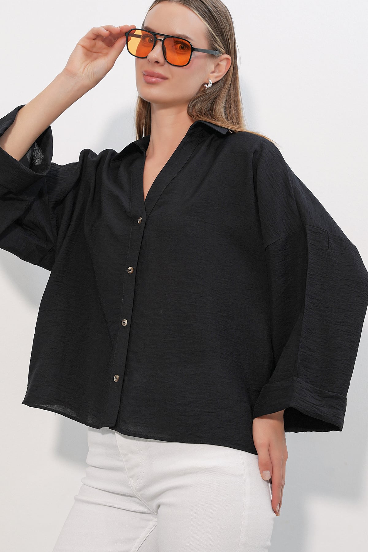 Women's Black Oversize Wide-Sleeve Blouse - Bigdart - by Peralane - photo 3