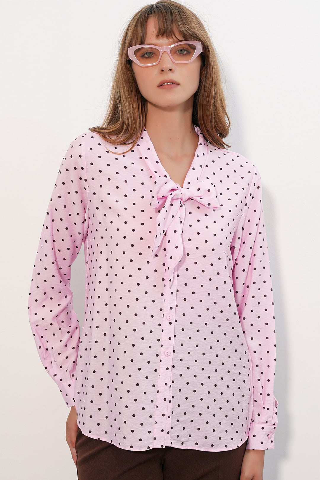 Women's Polka Dot Pussy Bow Blouse - Pink - Bigdart - by Peralane - photo 2