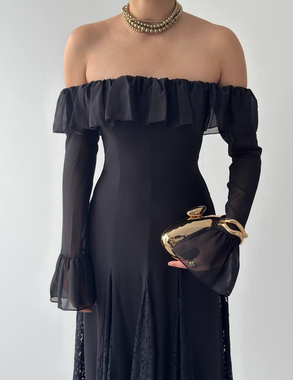 Ester Off-Shoulder Dress with Sheer Bell Sleeves and Gold Chain Belt - Etika - by Peralane - photo 9