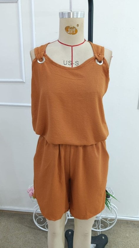 Women's Sleeveless V-Neck Eyelet Detail Blouse and Shorts Two-Piece Set - Janes - by Peralane - photo 4