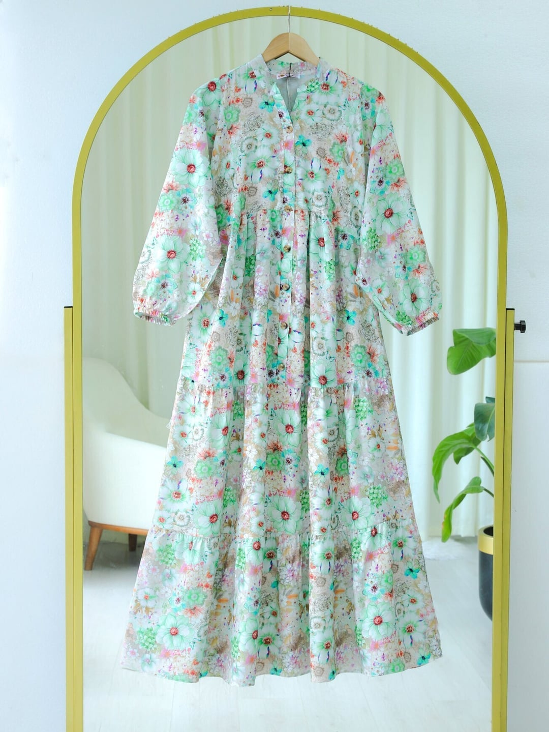 Half Button Balloon Sleeve Batik Print Dress - Green - Podyumplus - by Peralane - photo 4