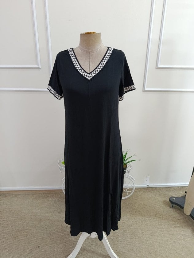 Women's Short-Sleeve V-Neck Side-Slit Midi Viscose Dress - Janes - by Peralane - photo 2