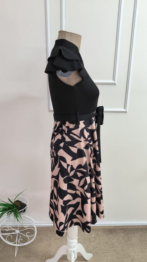 Women's Short Sleeve Flutter Sleeve Mini Belted Flared Crepe Dress - Janes - by Peralane - photo 5