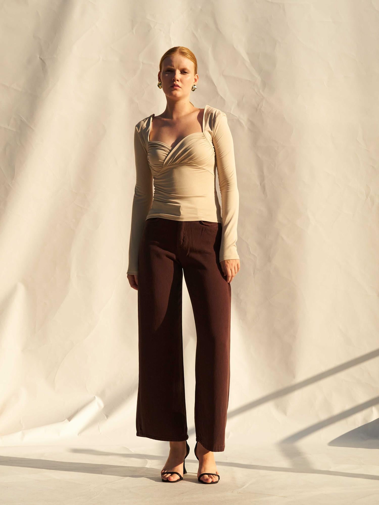 Ruched Sweetheart Neckline Jersey Blouse - Lefon - by Peralane - photo 8