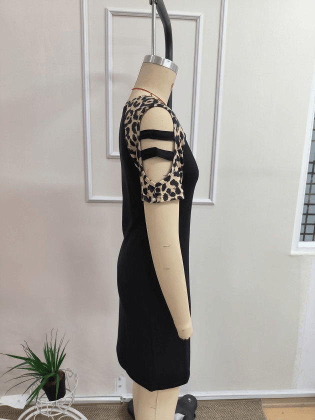 Women's Short Sleeve Black Leopard Print Ribbed Knit Dress - Janes - by Peralane - photo 6
