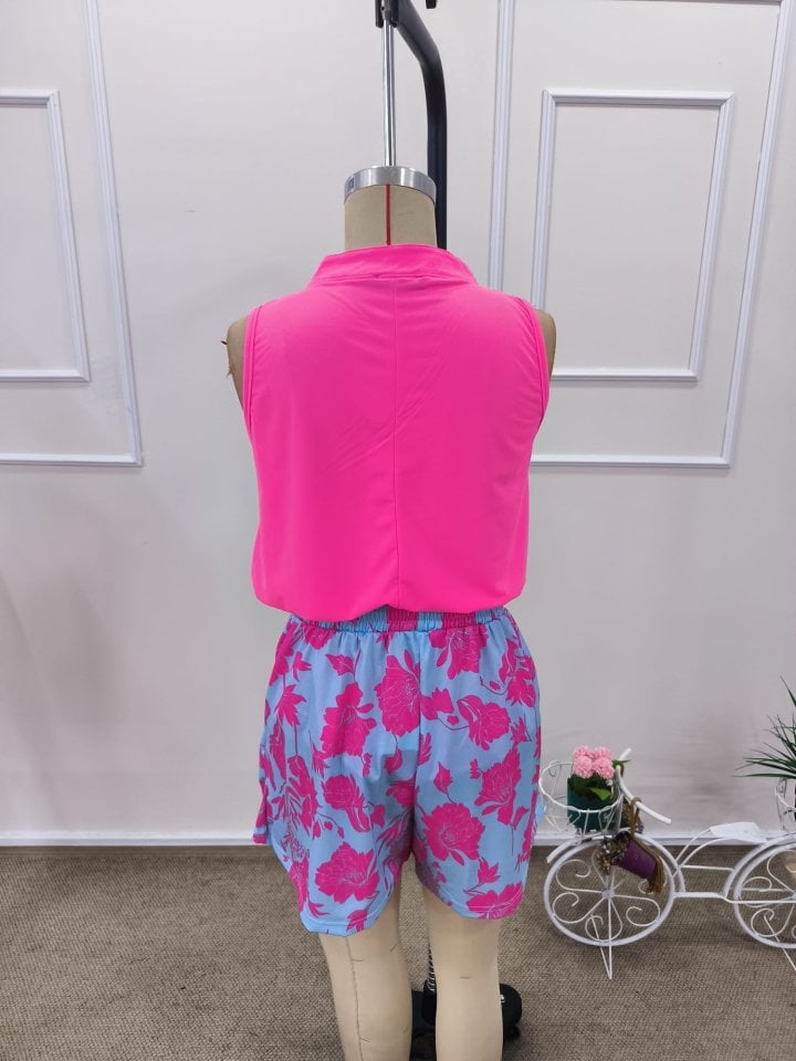 Women's Sleeveless V-Neck Top and Patterned Shorts Two-Piece Set - Janes - by Peralane - photo 6