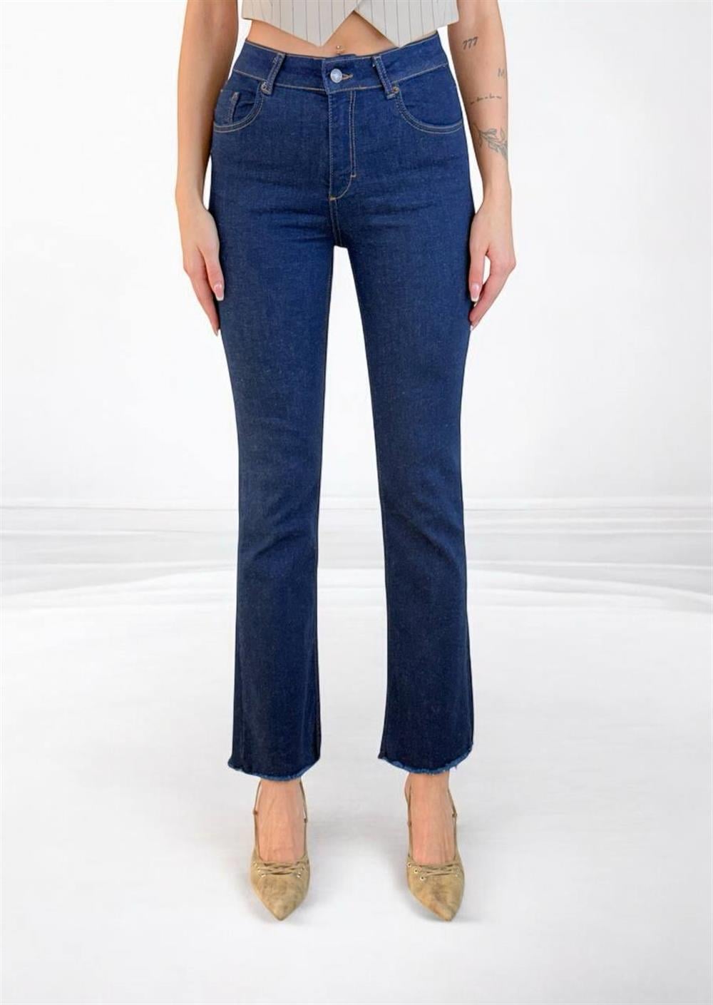 High-Waist Flared Rinse Jeans with Raw Hem - Lacarino Jeans - by Peralane - photo 3