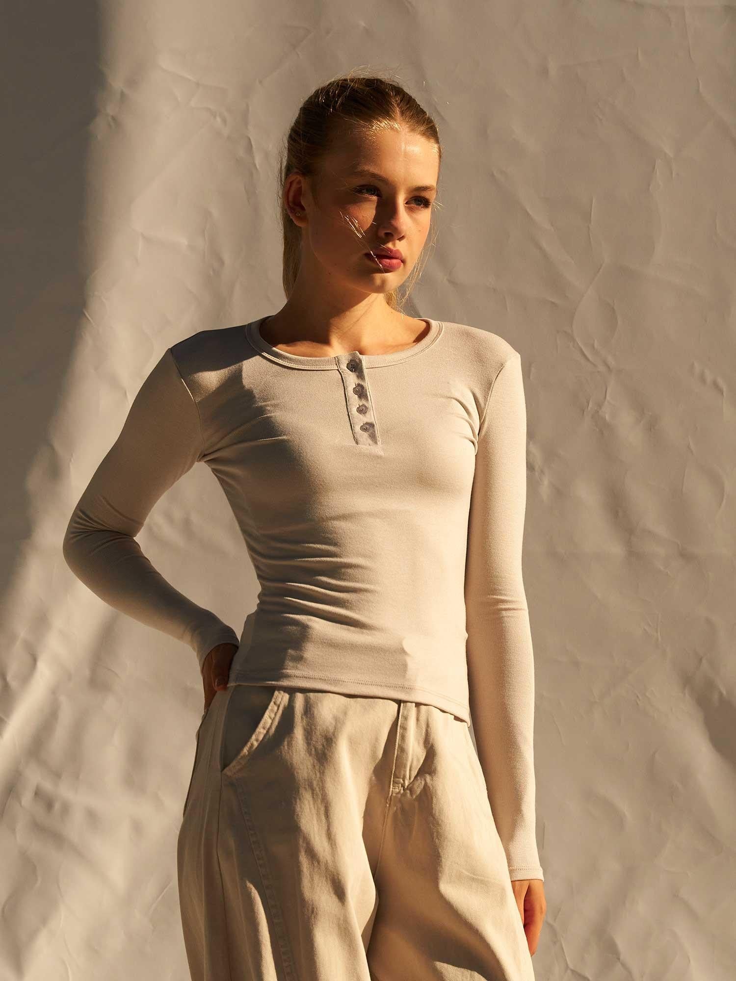 Bisiklet Yaka Bluz - Long-Sleeved Ribbed Top in Light Beige - Lefon - by Peralane - photo 2