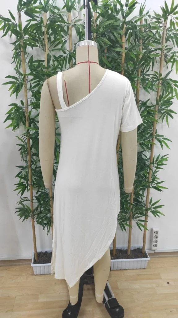 Women's One-Shoulder Asymmetric Blouse with Ring Detail - Janes - by Peralane - photo 5