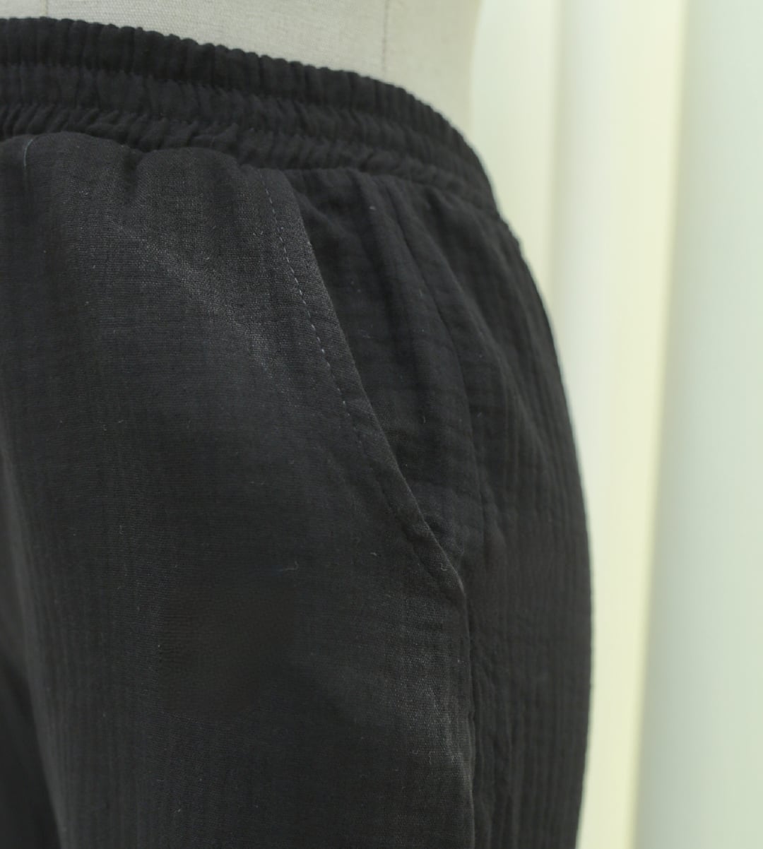 Black Drawstring Waist Pocket Muslin Wide-Leg Trousers - Podyumplus - by Peralane - photo 5