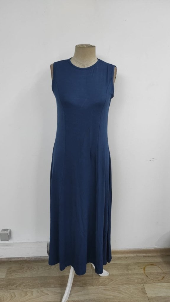 Women's Sleeveless Navy Blue Maxi Dress with Round Neckline - Janes - by Peralane