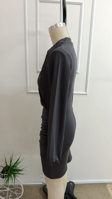 Women's Long Sleeve Wrap Neck Asymmetric Short Jersey Knit Dress - Janes - by Peralane - photo 6