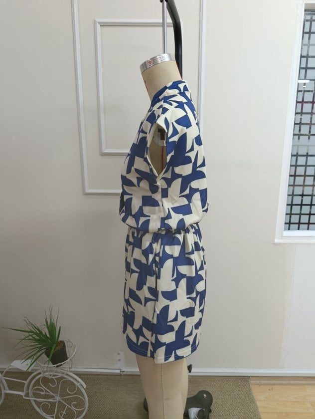 Women's Short-Sleeve V-Neck Button-Front Patterned Modal Short Jumpsuit - Janes - by Peralane - photo 6