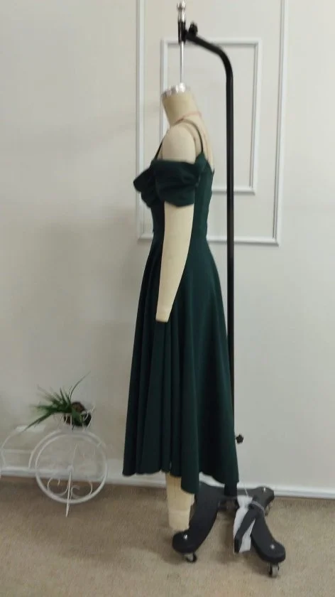 Women's Off-Shoulder Spaghetti Strap Heart Neckline Long Crepe Dress - Janes - by Peralane - photo 6