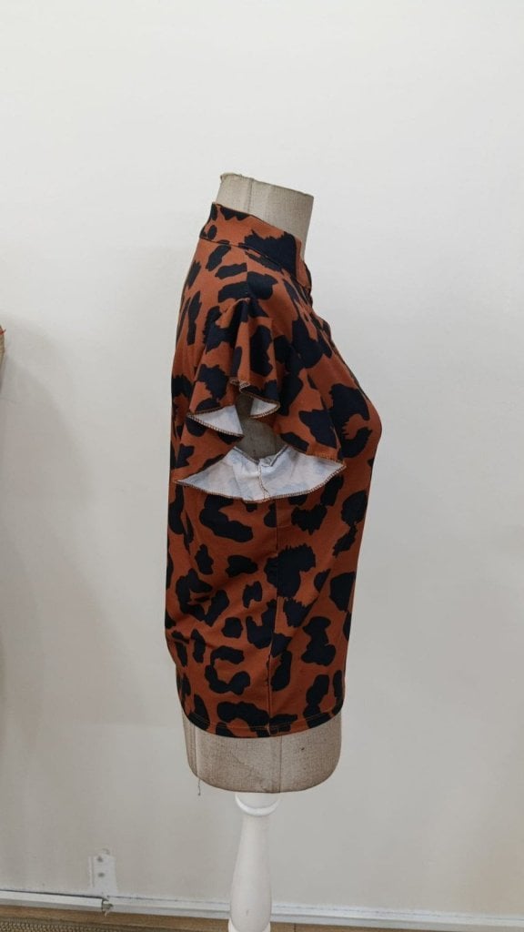 Women's Short Flutter Sleeve V-Neck Leopard Print Suprem Blouse - Janes - by Peralane - photo 8