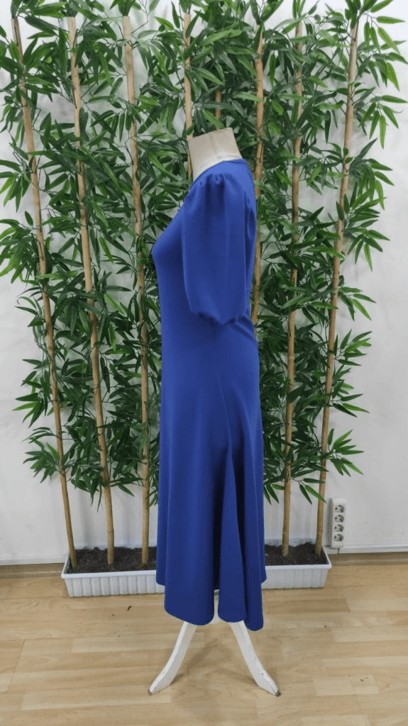 Women's Short Puff Sleeve Crew Neck Wide Cut Sequin Crepe Dress - Janes - by Peralane - photo 5
