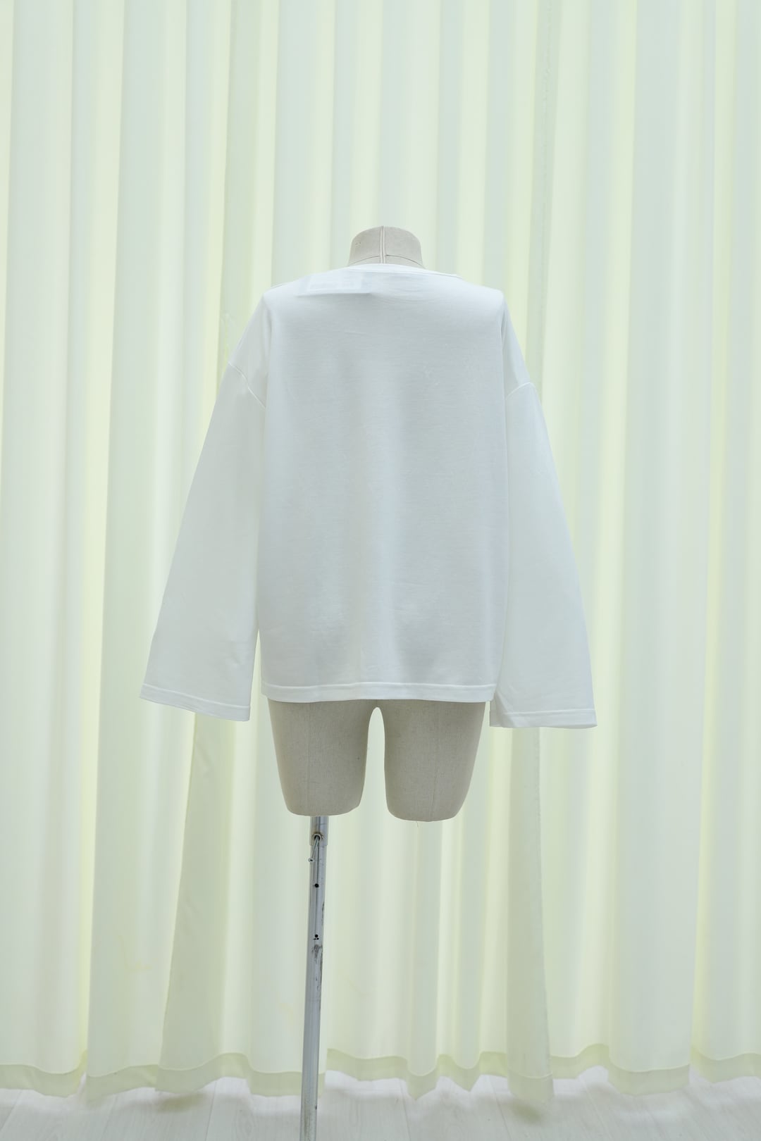 Round Neck Relaxed Fit Cotton Blend T-Shirt - White - Podyumplus - by Peralane - photo 9