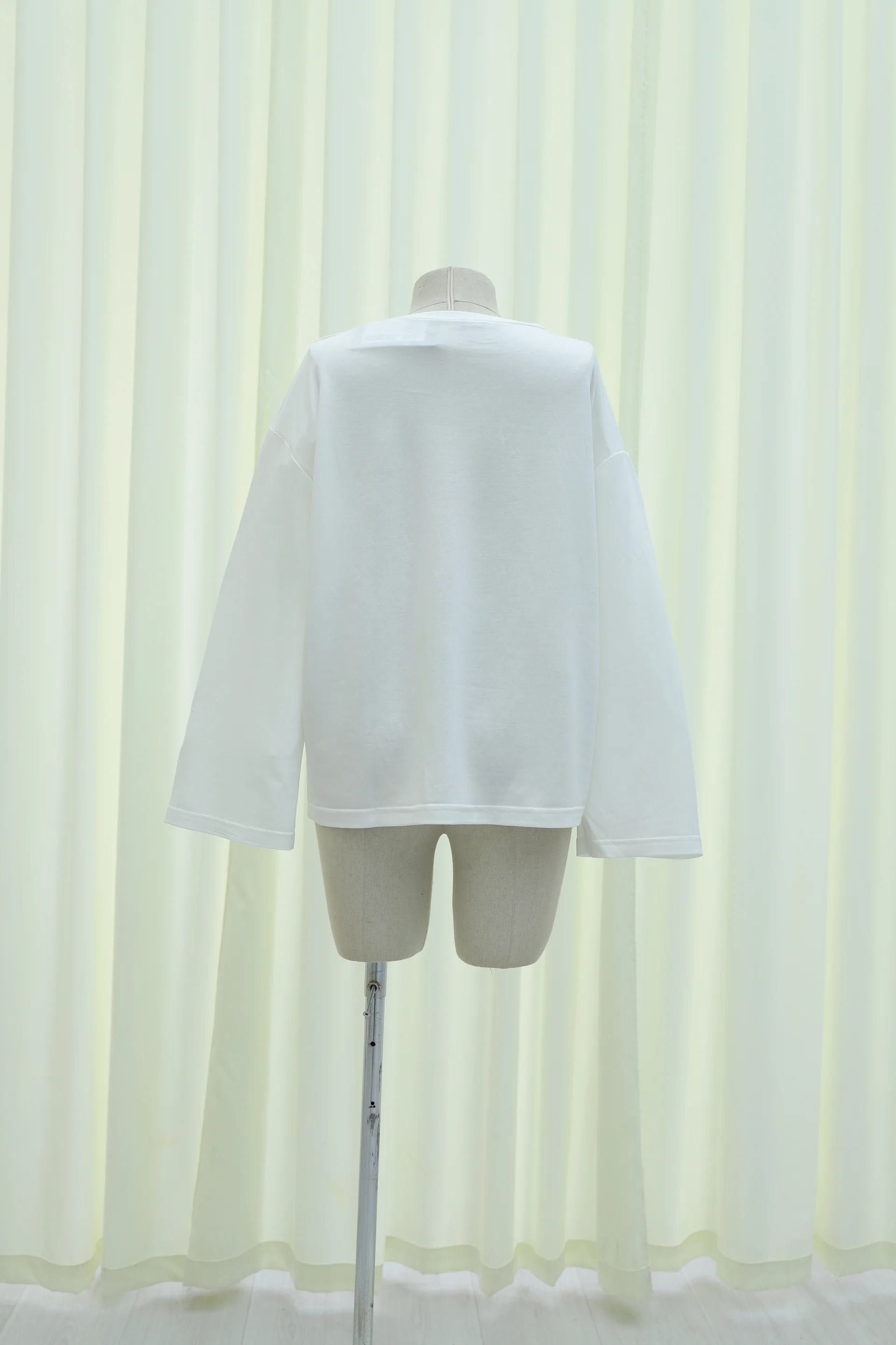 Round Neck Relaxed Fit Cotton Blend T-Shirt - White - Podyumplus - by Peralane - photo 9