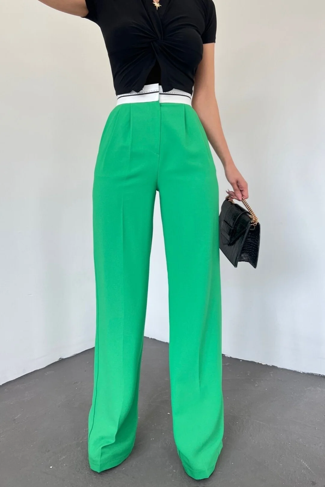 Women's Wide-Leg Trousers with Hook-and-Loop Waistband - Green - Podyumplus - by Peralane
