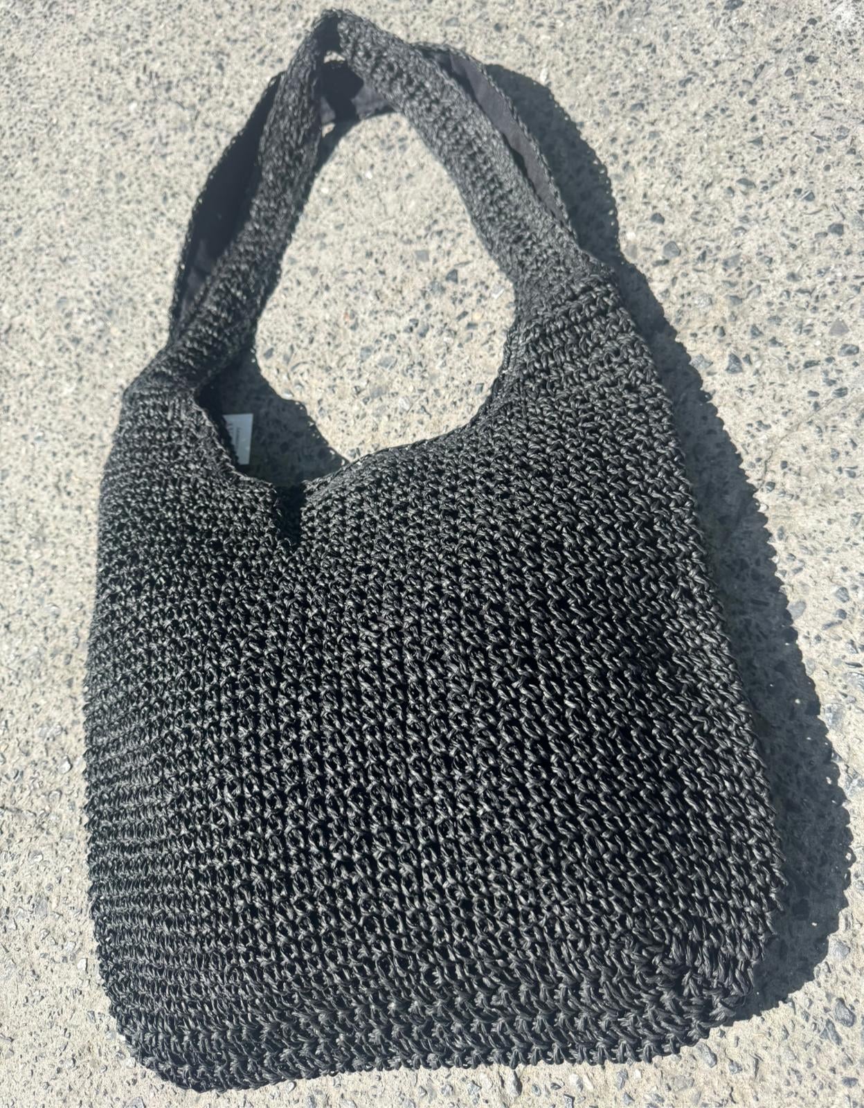 Black Handwoven Straw Shoulder Bag for Women - Nesvay - by Peralane - photo 2