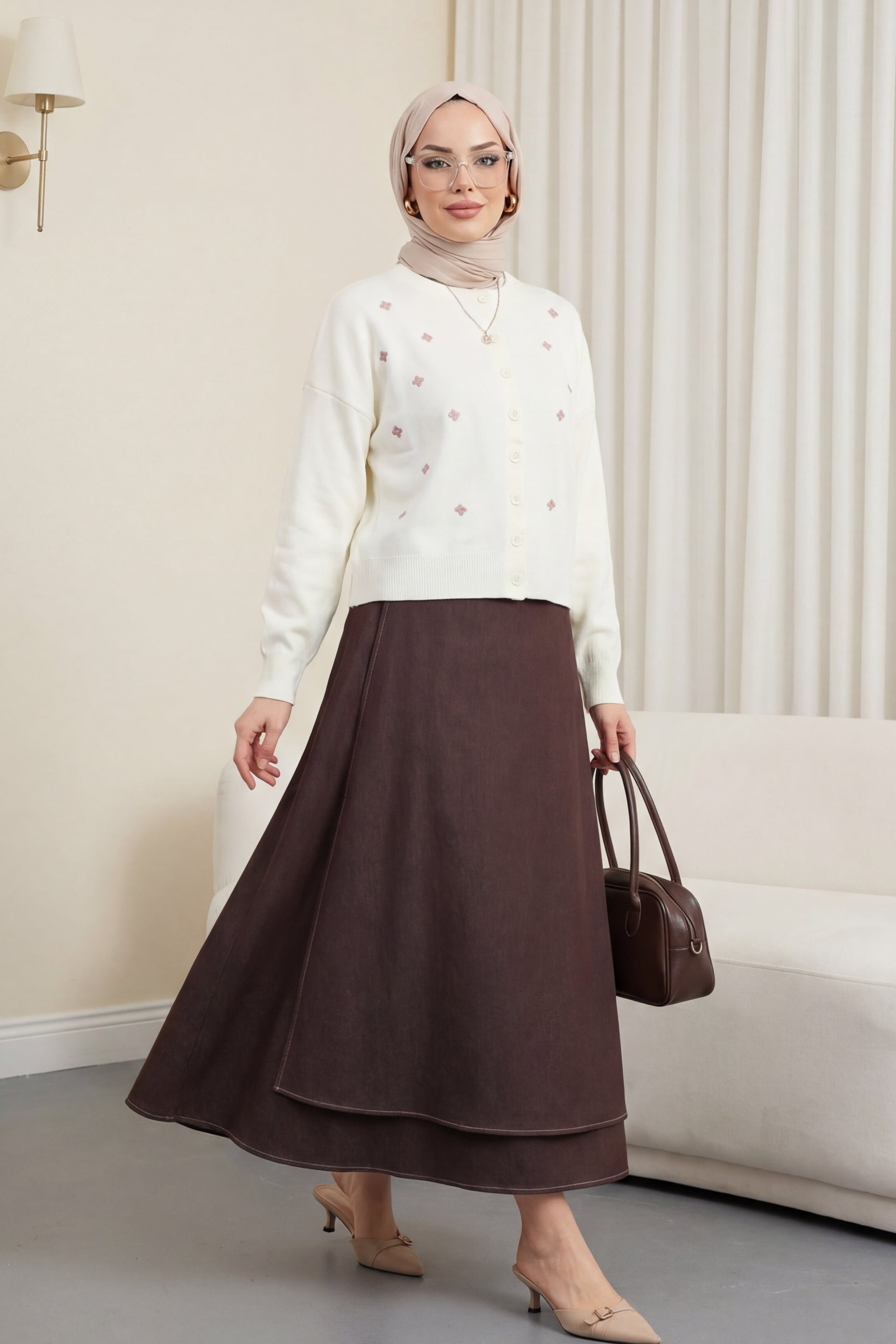 Oversize Knit Cardigan with Scattered Floral Embroidery - Ecru - Podyumplus - by Peralane - photo 2