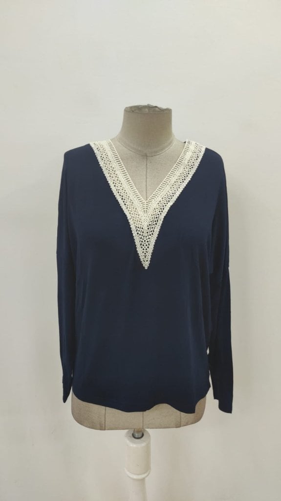 Women's Long Sleeve V-Neck Dolman Sleeve Viscose Blouse - Janes - by Peralane - photo 4