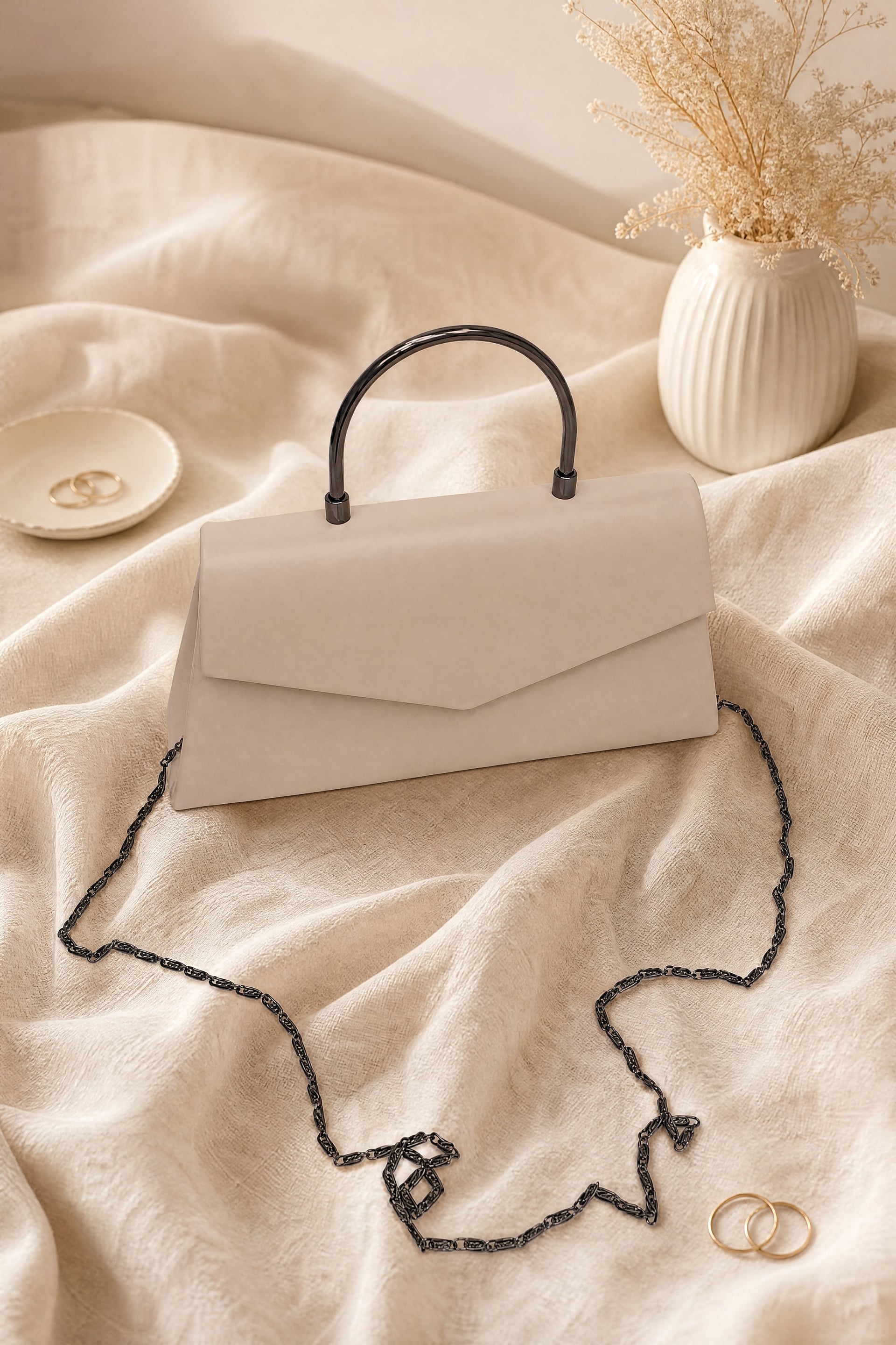 Metal Handle Chain Envelope Clutch Evening Bag in Cream - Podyumplus - by Peralane