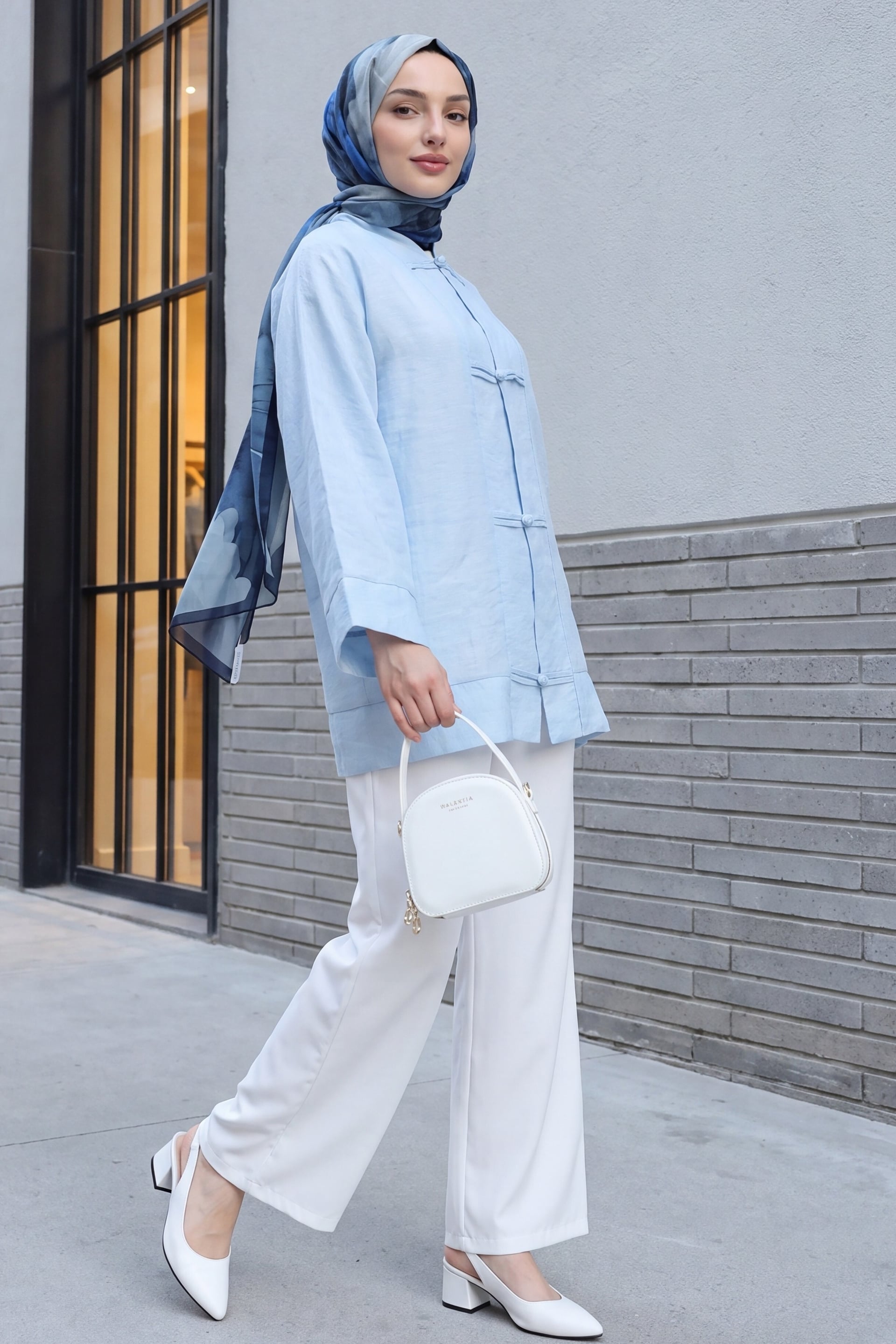 Biye Buttoned V-Neck Organza Voile Oversize Kimono - Light Blue - Podyumplus - by Peralane - photo 7