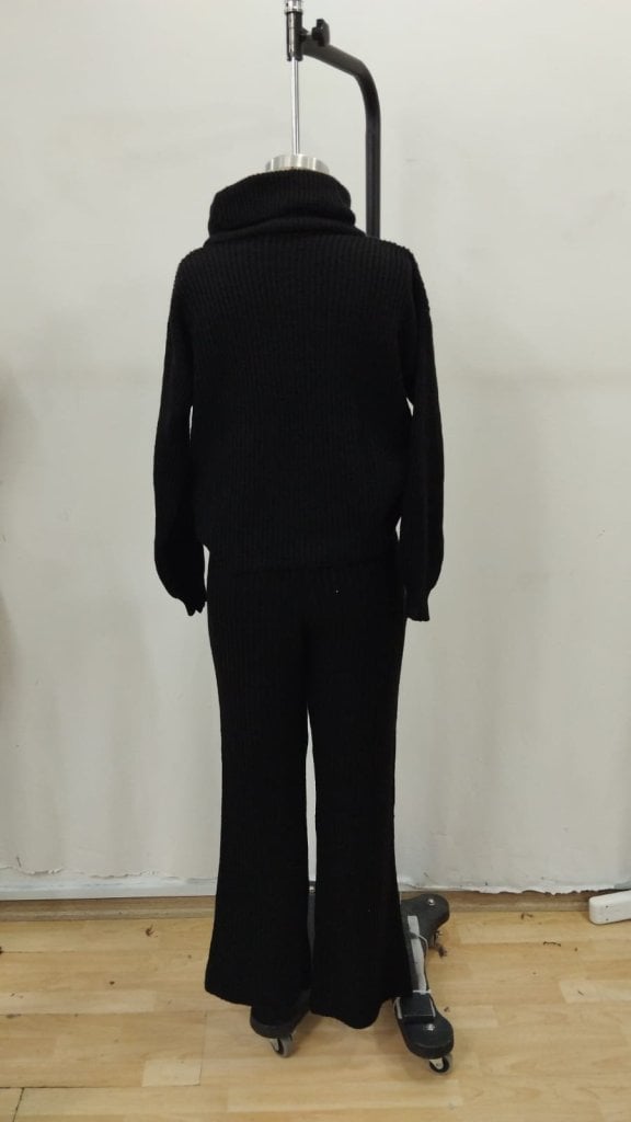 Women's Ribbed Knit Cowl Neck Crop Sweater and Wide-Leg Trousers Loungewear Set - Janes - by Peralane - photo 5