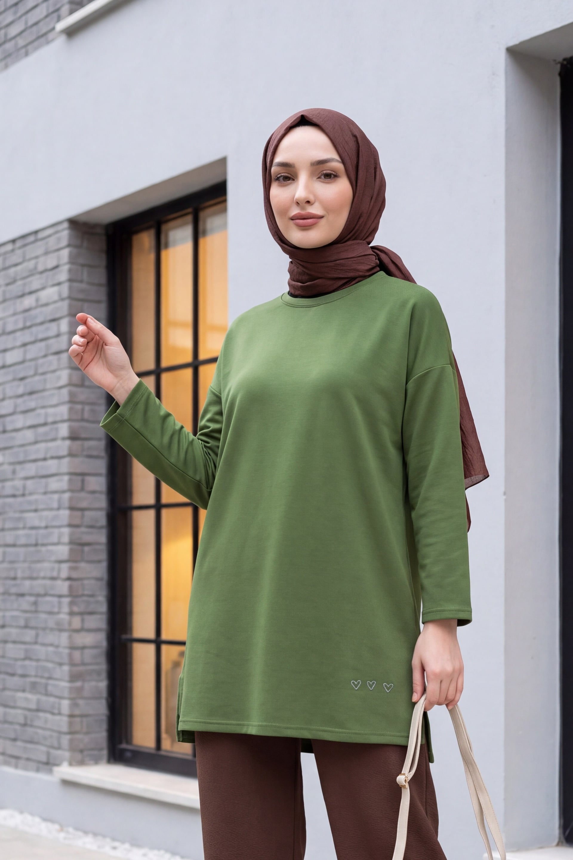 Heart Detail Slit Relaxed Knit Tunic - Olive Green - Podyumplus - by Peralane