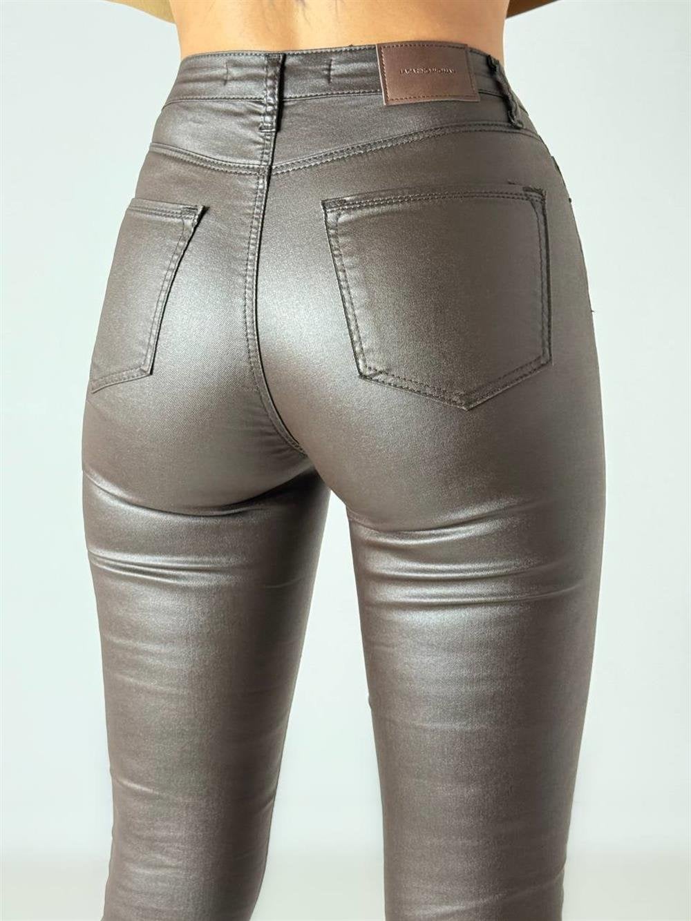 Women's High-Waist Slim-Leg Trousers in Dark Brown - Lacarino Jeans - by Peralane - photo 5
