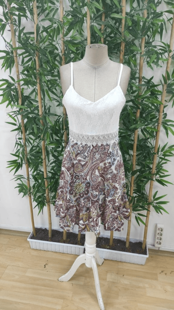 Women's Spaghetti Strap V-Neck Lace Top Suprem Mini Dress with Paisley Print - Janes - by Peralane - photo 6