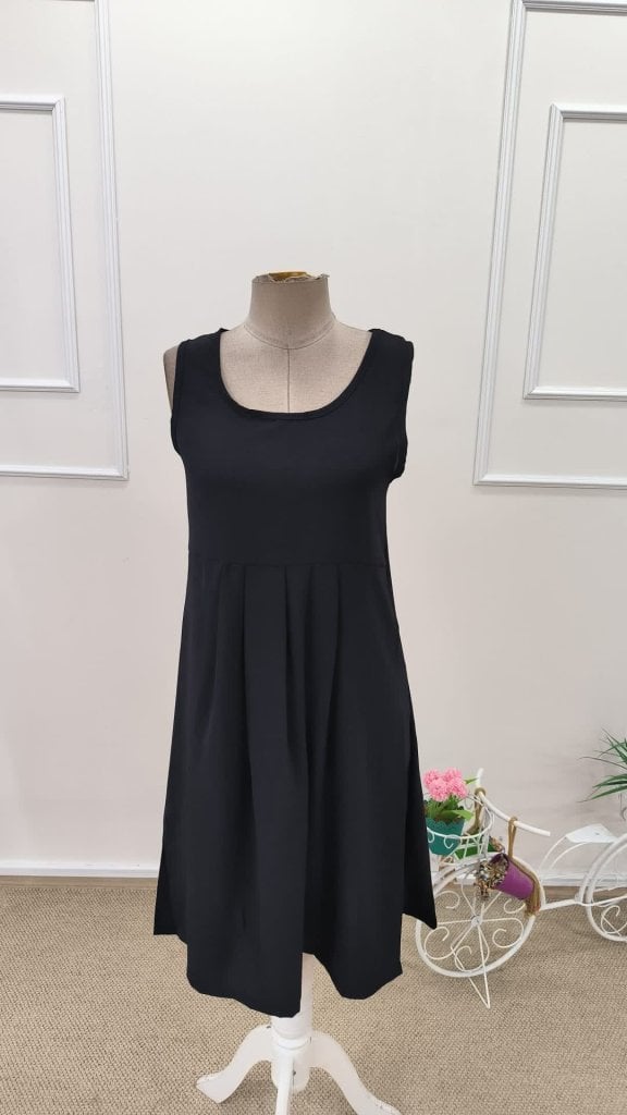 Women's Sleeveless Round Neck Pleated A-Line Dress - Black - Janes - by Peralane - photo 5