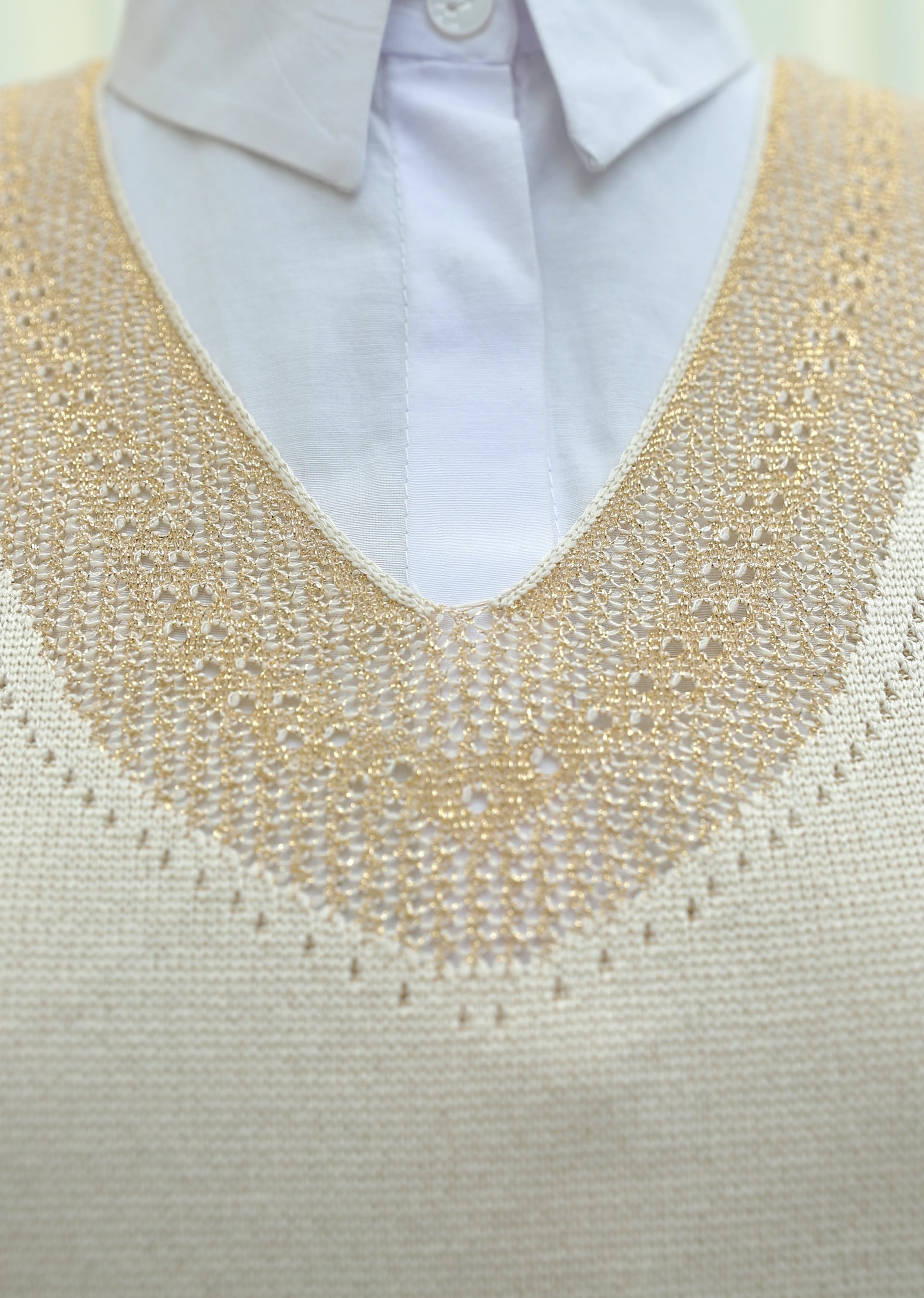 V-Neck Sleeveless Knit Tunic with Shimmer Trim - Stone - Podyumplus - by Peralane - photo 6