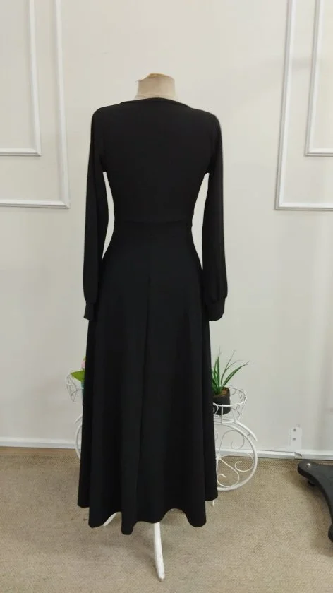 Women's Long-Sleeved Wrap V-Neck Pleated Waist Long Crepe Dress - Janes - by Peralane - photo 6