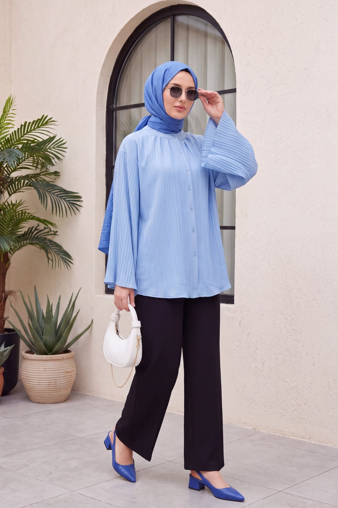 Round Neck Button-Up Spanish Sleeve Siena Tunic - Blue - Podyumplus - by Peralane - photo 2