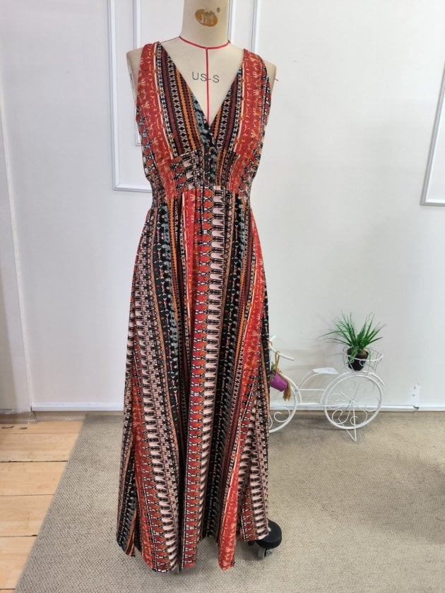 Women's Sleeveless Deep V-Neck Patterned Maxi Dress - Janes - by Peralane - photo 4