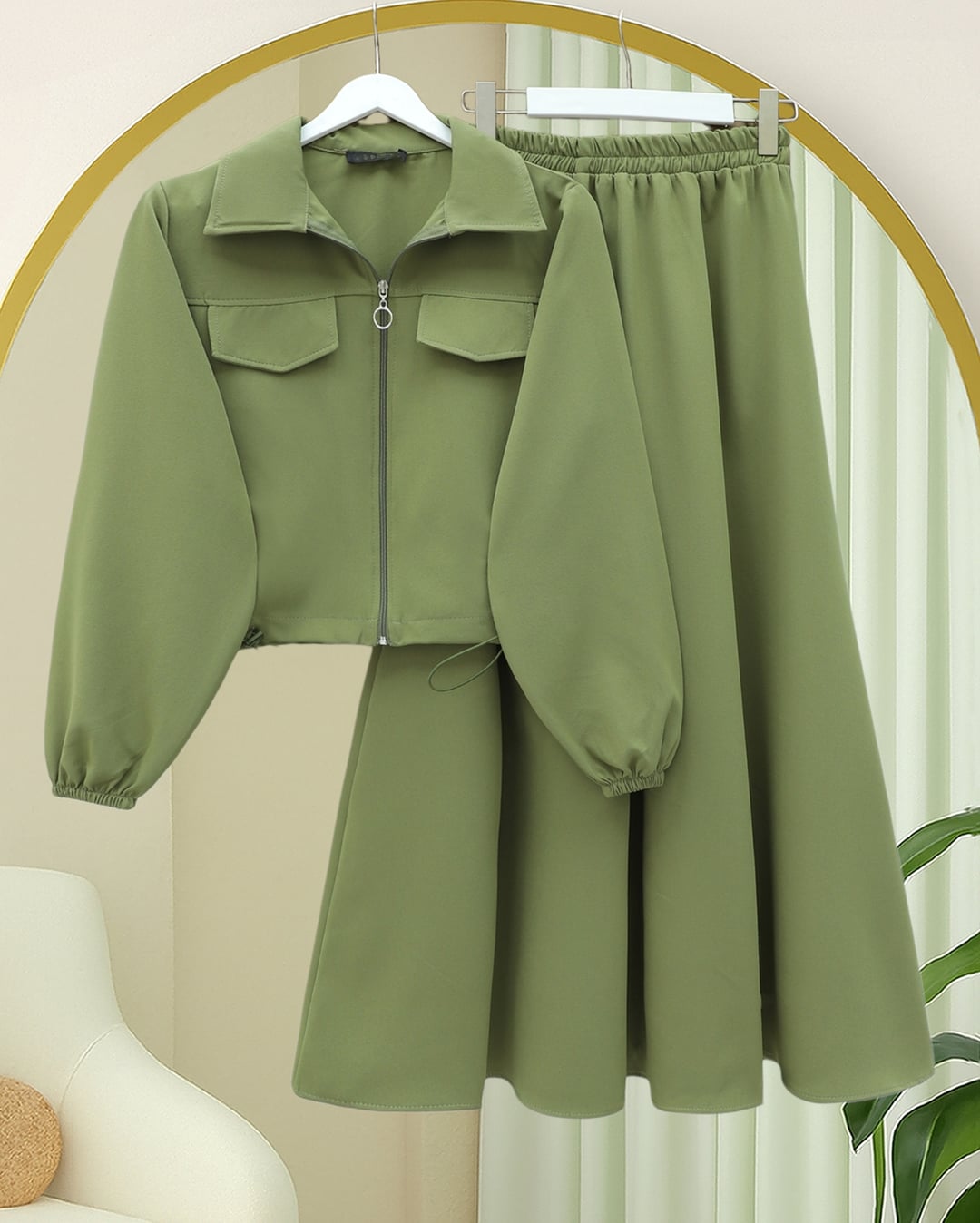 Zip-Front Double Knit Two-Piece Set with Elasticated Waist and Cuffs - Olive Green - Podyumplus - by Peralane - photo 2