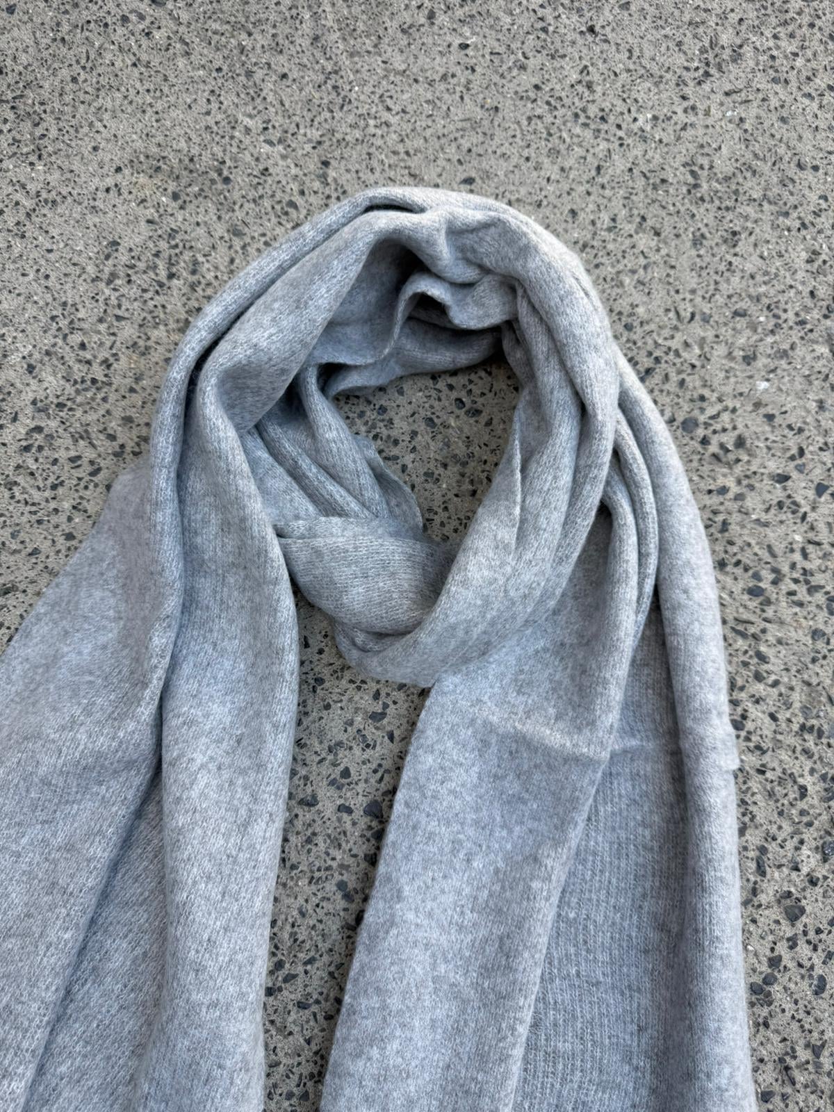 Grey Knit Shawl 43x220 cm with Fringe - Nesvay - by Peralane - photo 3